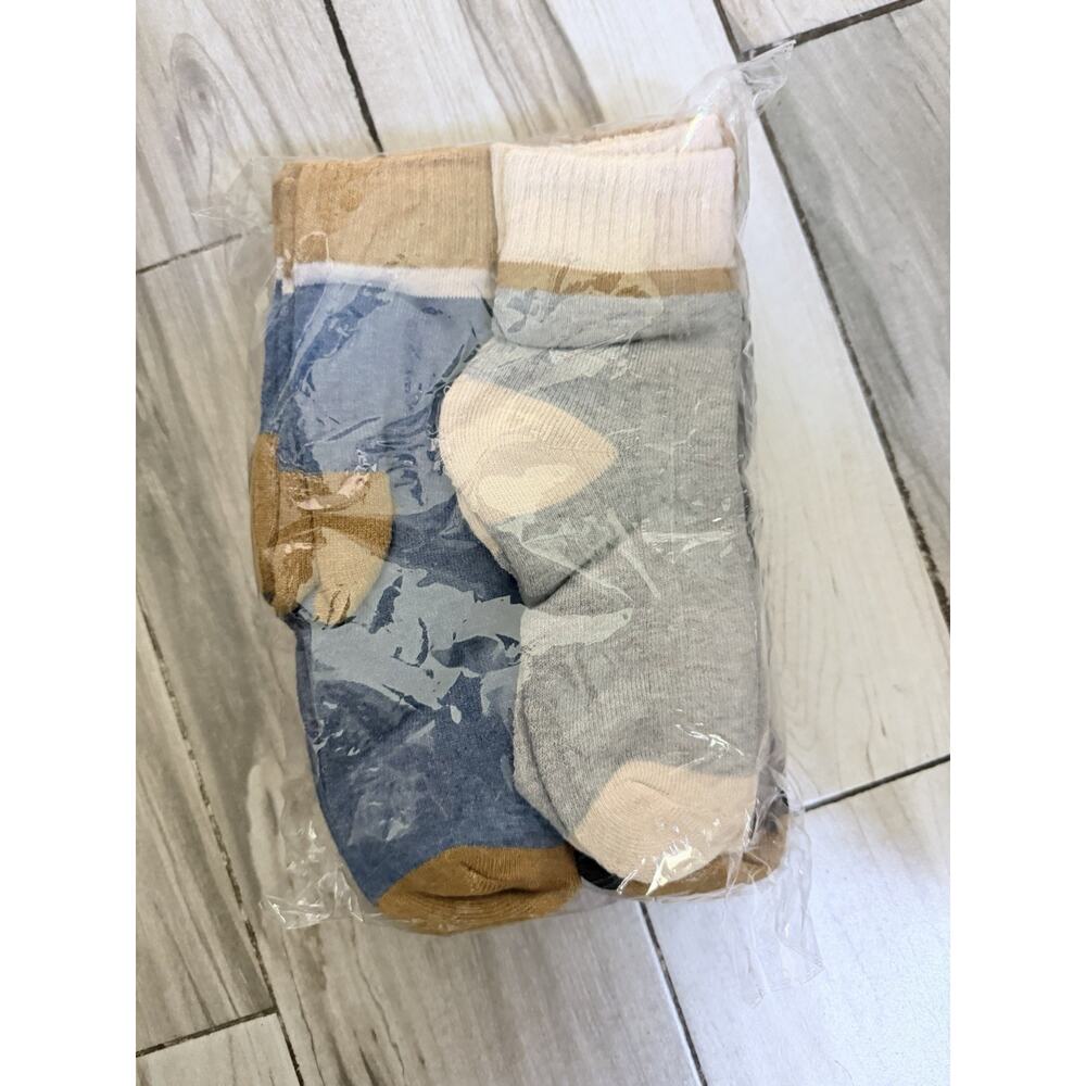 10 Pack Of Boys, Thick Socks, In Multicolor Size 4-8 New In Package